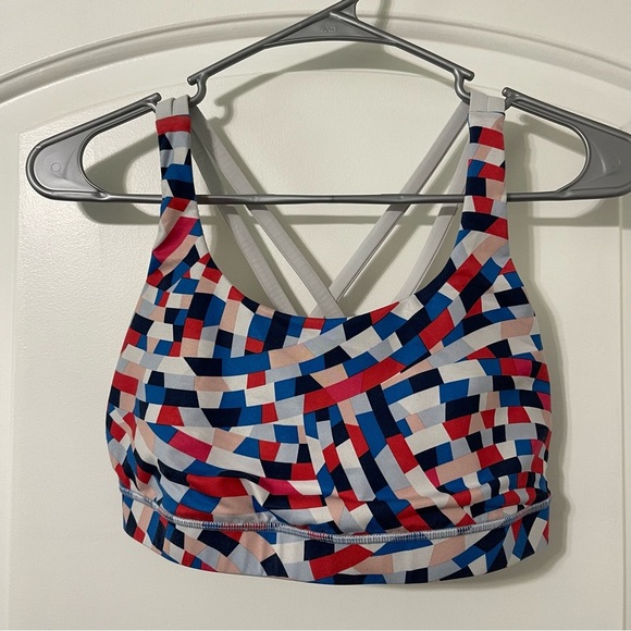 Lululemon Energy Bra Capoeira Size 8 Geometric - Picture 1 of 4